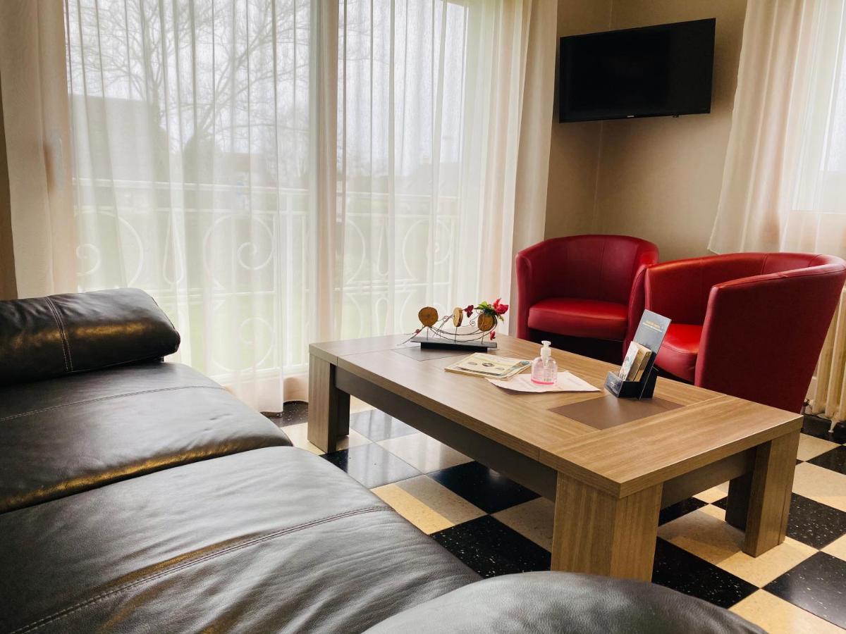 Contact Hotel - Motel Les Bleuets & Spa La Riviere-Saint-Sauveur Luaran gambar