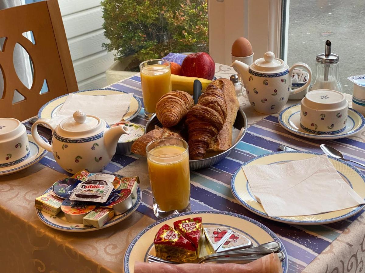 Contact Hotel - Motel Les Bleuets & Spa La Riviere-Saint-Sauveur Luaran gambar